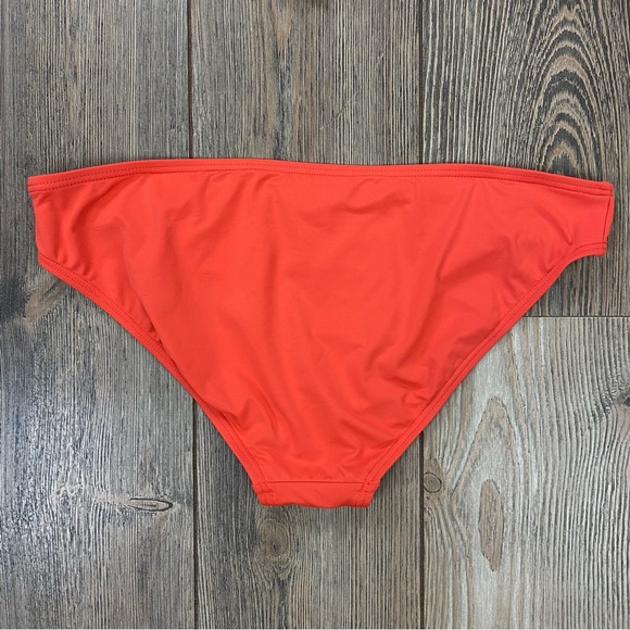 SOLD! Michael Kors Layered Tankini 2 Piece Swimsuit Set - Picture 9 of 14